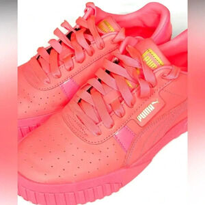 Gently Worn -Puma Cali Sneakers (Hot Pink)